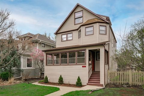 Photo of 419 N Taylor Avenue, Oak Park, IL 60302 (MLS # 12616856)