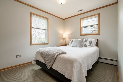 Tiny photo for 419 N Taylor Avenue, Oak Park, IL 60302 (MLS # 12616856)