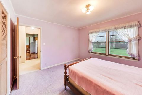 Tiny photo for 8012 Davis Street, Niles, IL 60714 (MLS # 12609051)