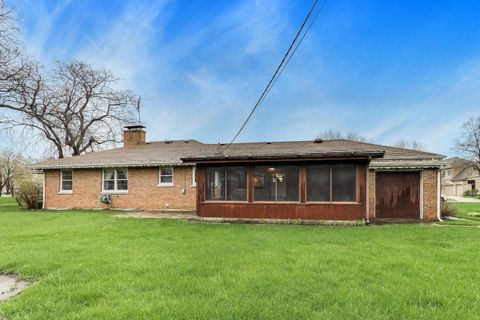 Tiny photo for 8012 Davis Street, Niles, IL 60714 (MLS # 12609051)
