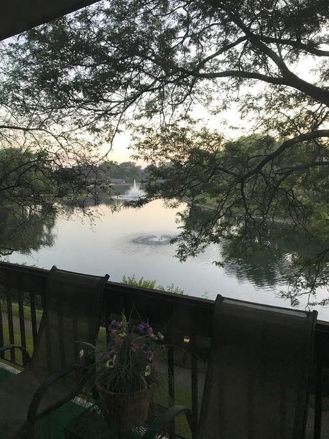 Tiny photo for 101 Lake Hinsdale Drive #205, Willowbrook, IL 60527 (MLS # 12552049)