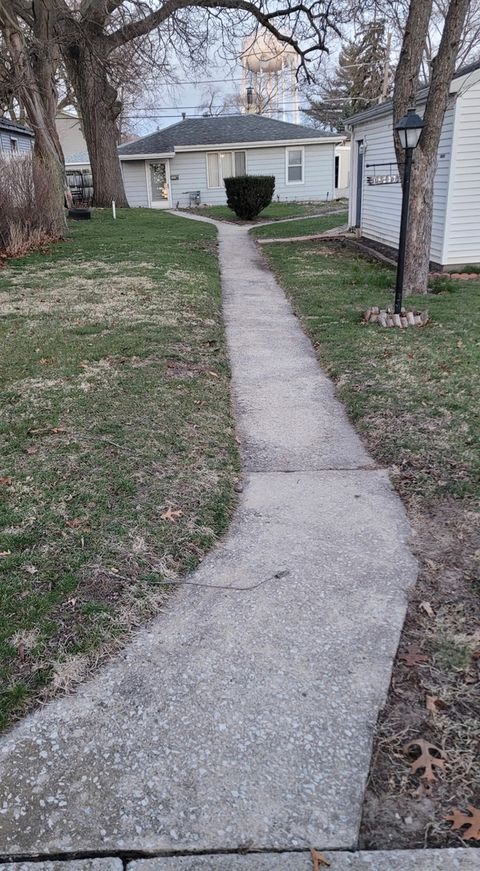 Tiny photo for 18237 Oakwood Avenue, Lansing, IL 60438 (MLS # 12602668)