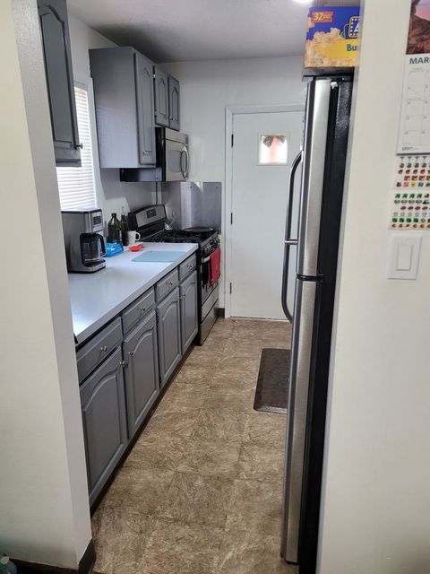 Tiny photo for 18237 Oakwood Avenue, Lansing, IL 60438 (MLS # 12602668)