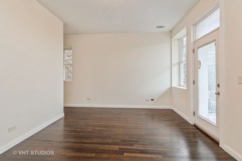 Tiny photo for 6320 S Greenwood Avenue #2, Chicago, IL 60637 (MLS # 12502907)
