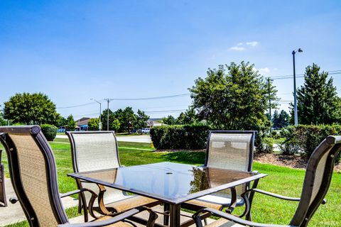 Tiny photo for 7925 BELLE RIVE Court, Tinley Park, IL 60477 (MLS # 12483781)