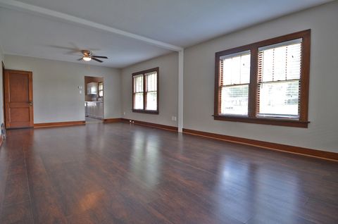 Tiny photo for 760 Guthrie Street, Ottawa, IL 61350 (MLS # 12488866)