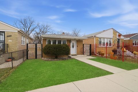 Tiny photo for 4412 S Leamington Avenue, Chicago, IL 60638 (MLS # 12581071)
