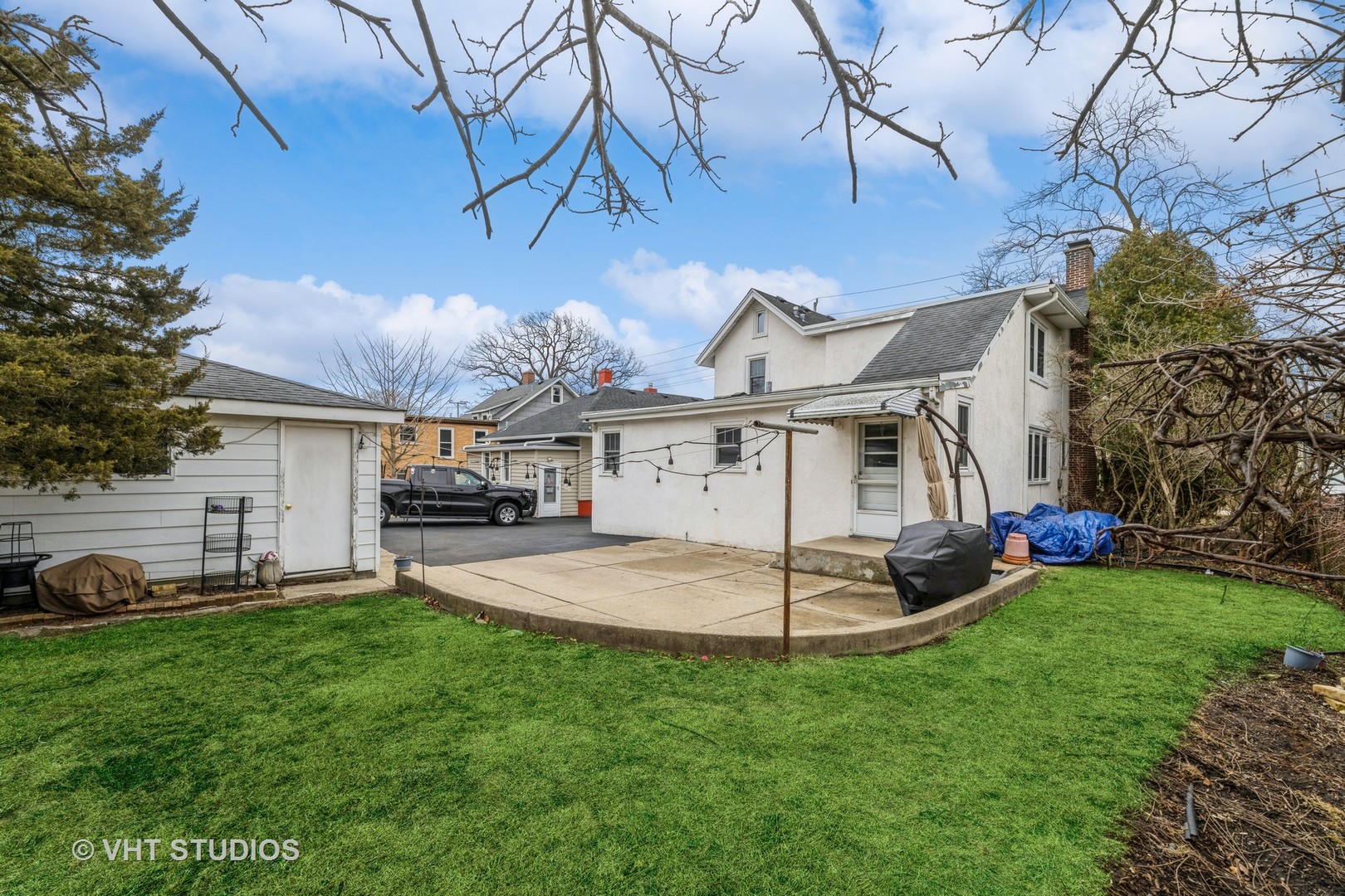44 Prairie Avenue