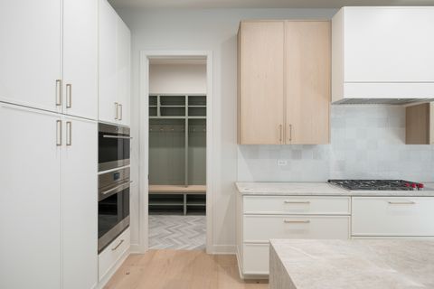 Tiny photo for 19 Heritage Drive, Highland Park, IL 60035 (MLS # 12472177)