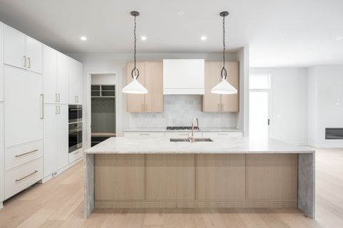 Tiny photo for 19 Heritage Drive, Highland Park, IL 60035 (MLS # 12472177)