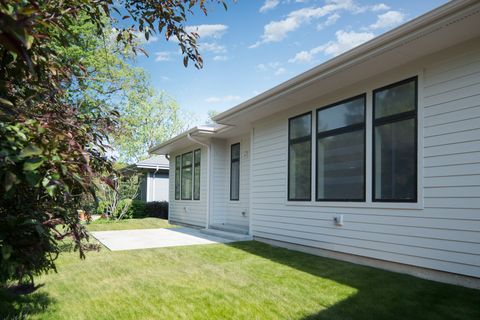 Tiny photo for 19 Heritage Drive, Highland Park, IL 60035 (MLS # 12472177)