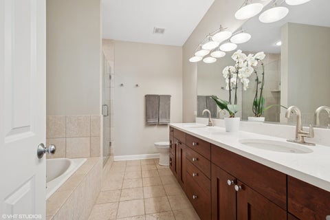 Tiny photo for 511 Forest Avenue, Evanston, IL 60202 (MLS # 12752828)