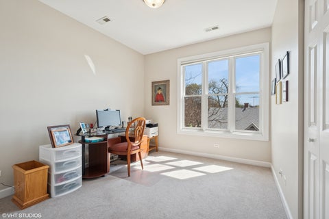 Tiny photo for 511 Forest Avenue, Evanston, IL 60202 (MLS # 12752828)