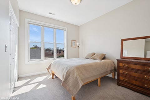 Tiny photo for 511 Forest Avenue, Evanston, IL 60202 (MLS # 12752828)