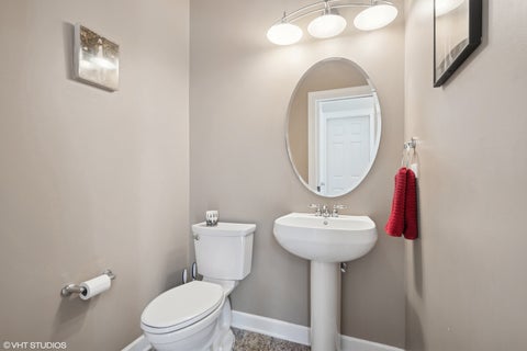 Tiny photo for 511 Forest Avenue, Evanston, IL 60202 (MLS # 12752828)