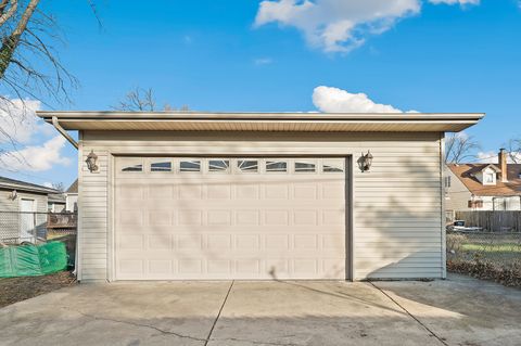 A home in Lansing