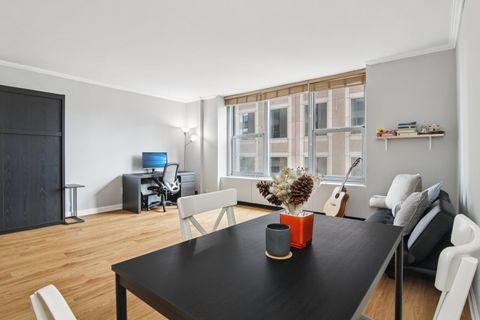 Tiny photo for 777 N Michigan Avenue #2906, Chicago, IL 60611 (MLS # 12610457)