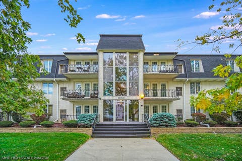 Photo of 18315 Burnham Avenue #204, Lansing, IL 60438 (MLS # 12706700)