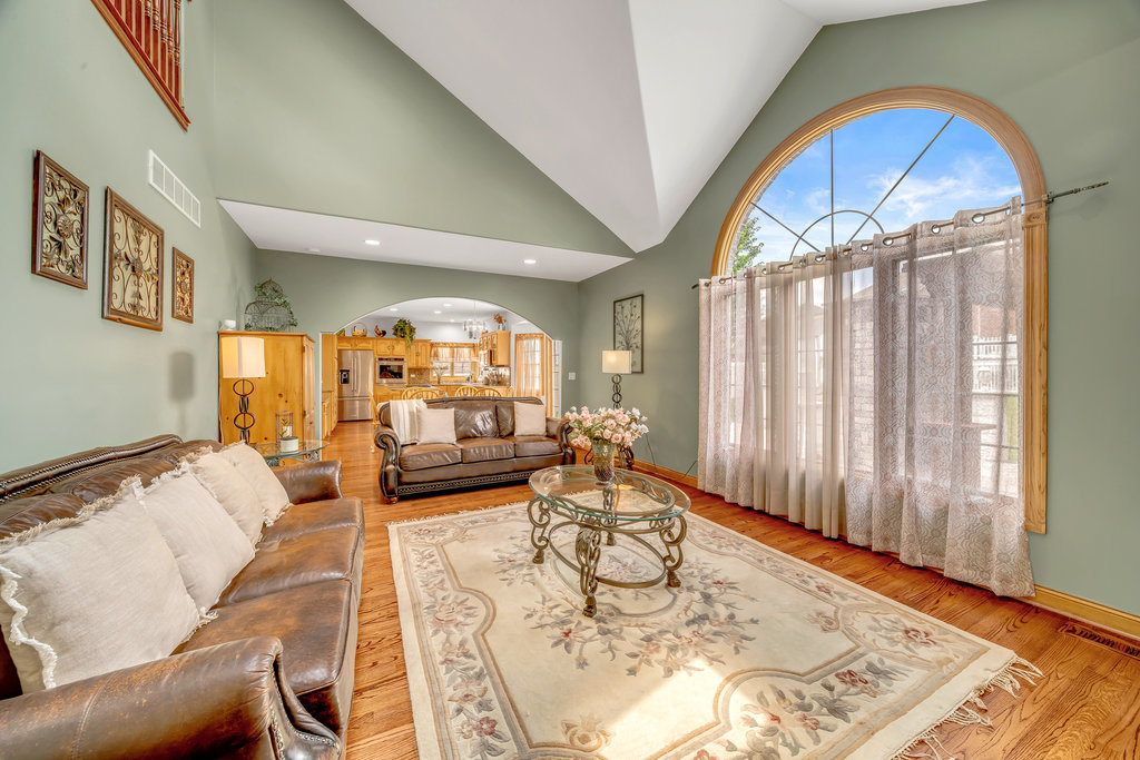 8924 Woodbine Court