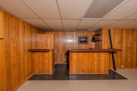 Tiny photo for 6325 Keokuk Road, Indian Head Park, IL 60525 (MLS # 12530492)