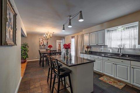 Tiny photo for 6325 Keokuk Road, Indian Head Park, IL 60525 (MLS # 12530492)