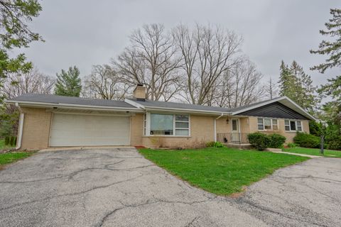 Photo of 6325 Keokuk Road, Indian Head Park, IL 60525 (MLS # 12530492)