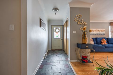 Tiny photo for 6325 Keokuk Road, Indian Head Park, IL 60525 (MLS # 12530492)