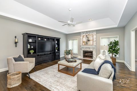 Tiny photo for 10533 Royal Porthcawl Drive, Naperville, IL 60564 (MLS # 12477471)