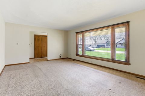 Tiny photo for 14 Knollwood Place, Joliet, IL 60433 (MLS # 12624814)