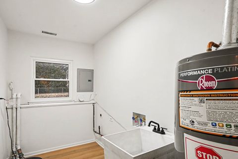 Tiny photo for 1205 Dover Lane, Elk Grove Village, IL 60007 (MLS # 12544457)