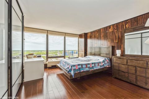 Tiny photo for 5445 N Sheridan Road #1815, Chicago, IL 60640 (MLS # 12370600)