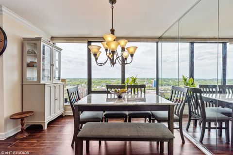Tiny photo for 5445 N Sheridan Road #1815, Chicago, IL 60640 (MLS # 12370600)