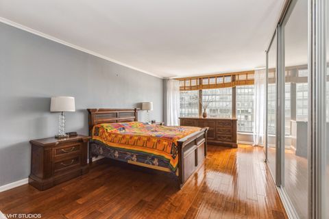 Tiny photo for 5445 N Sheridan Road #1815, Chicago, IL 60640 (MLS # 12370600)