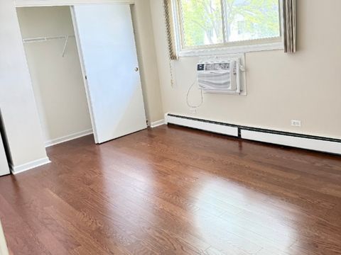 Tiny photo for 551 Carlysle Drive #10, Clarendon Hills, IL 60514 (MLS # 12633798)