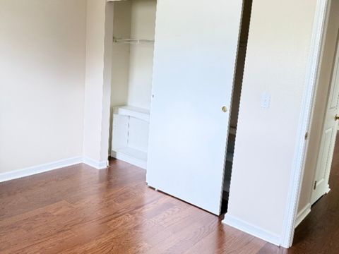 Tiny photo for 551 Carlysle Drive #10, Clarendon Hills, IL 60514 (MLS # 12633798)