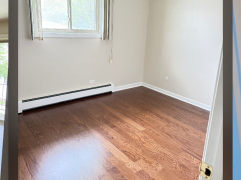 Tiny photo for 551 Carlysle Drive #10, Clarendon Hills, IL 60514 (MLS # 12633798)