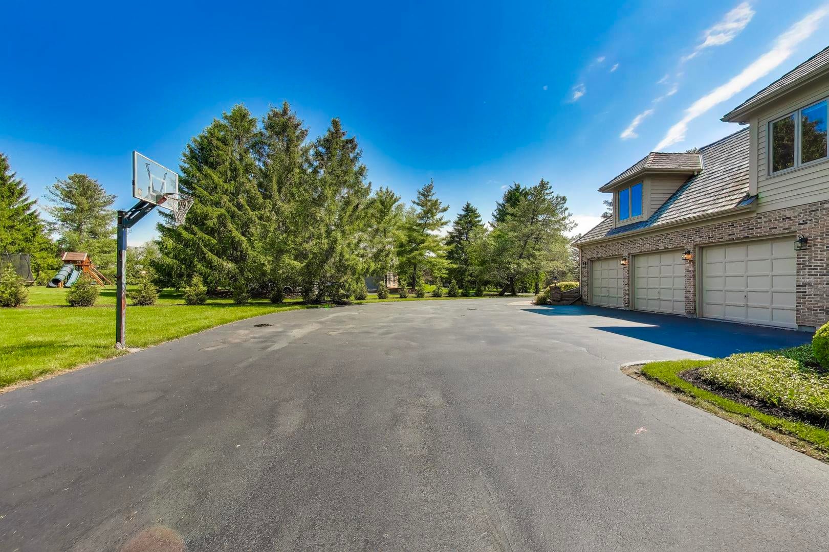 5847 Goldeneye Drive