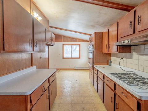 Tiny photo for 38867 N Lakewood Avenue, Lake Villa, IL 60046 (MLS # 12550689)