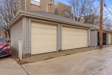 Tiny photo for 915 S Lytle Street #102, Chicago, IL 60607 (MLS # 12609514)