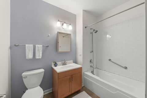 Tiny photo for 915 S Lytle Street #102, Chicago, IL 60607 (MLS # 12609514)