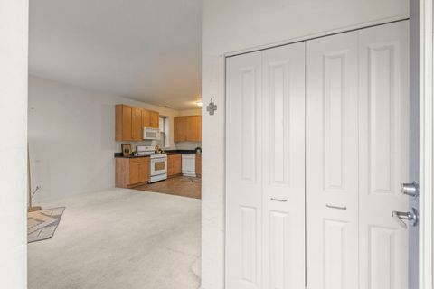 Tiny photo for 915 S Lytle Street #102, Chicago, IL 60607 (MLS # 12609514)
