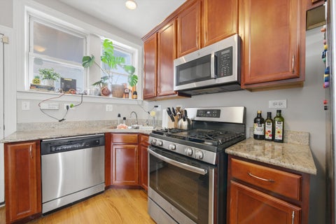 Tiny photo for 3358 W Hutchinson Street #3, Chicago, IL 60618 (MLS # 12704883)