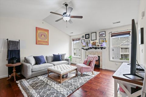 Tiny photo for 3044 Stillwater Landing #201, Urbana, IL 61802 (MLS # 12496605)