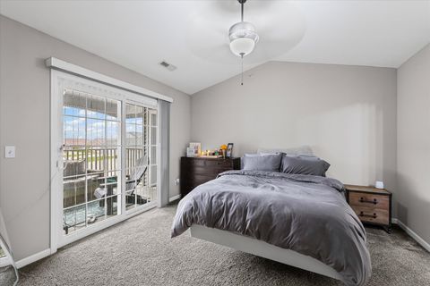 Tiny photo for 3044 Stillwater Landing #201, Urbana, IL 61802 (MLS # 12496605)