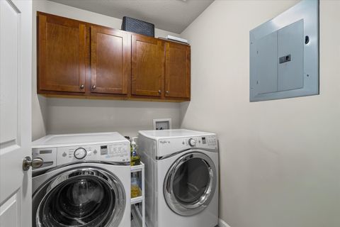 Tiny photo for 3044 Stillwater Landing #201, Urbana, IL 61802 (MLS # 12496605)