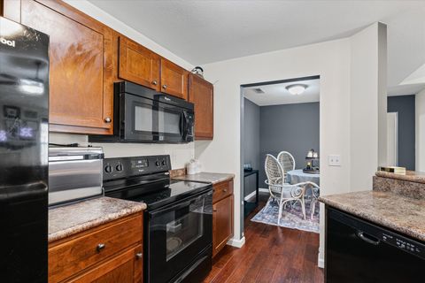 Tiny photo for 3044 Stillwater Landing #201, Urbana, IL 61802 (MLS # 12496605)