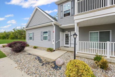 Tiny photo for 3044 Stillwater Landing #201, Urbana, IL 61802 (MLS # 12496605)