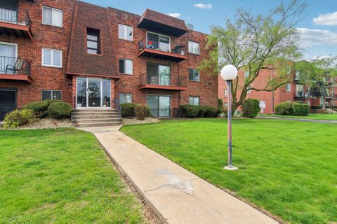 Tiny photo for 5704 W 128th Street #1C, Crestwood, IL 60418 (MLS # 12350528)