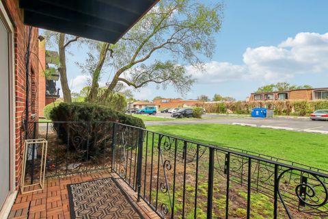 Tiny photo for 5704 W 128th Street #1C, Crestwood, IL 60418 (MLS # 12350528)