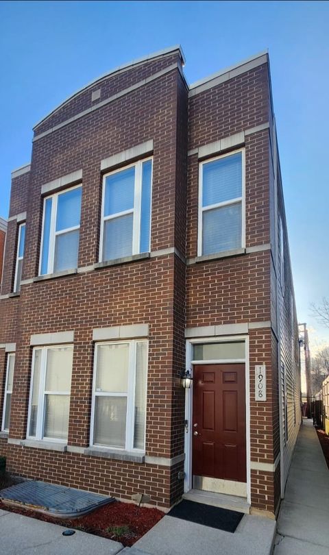 1908 N Laramie Avenue B Chicago IL 60639